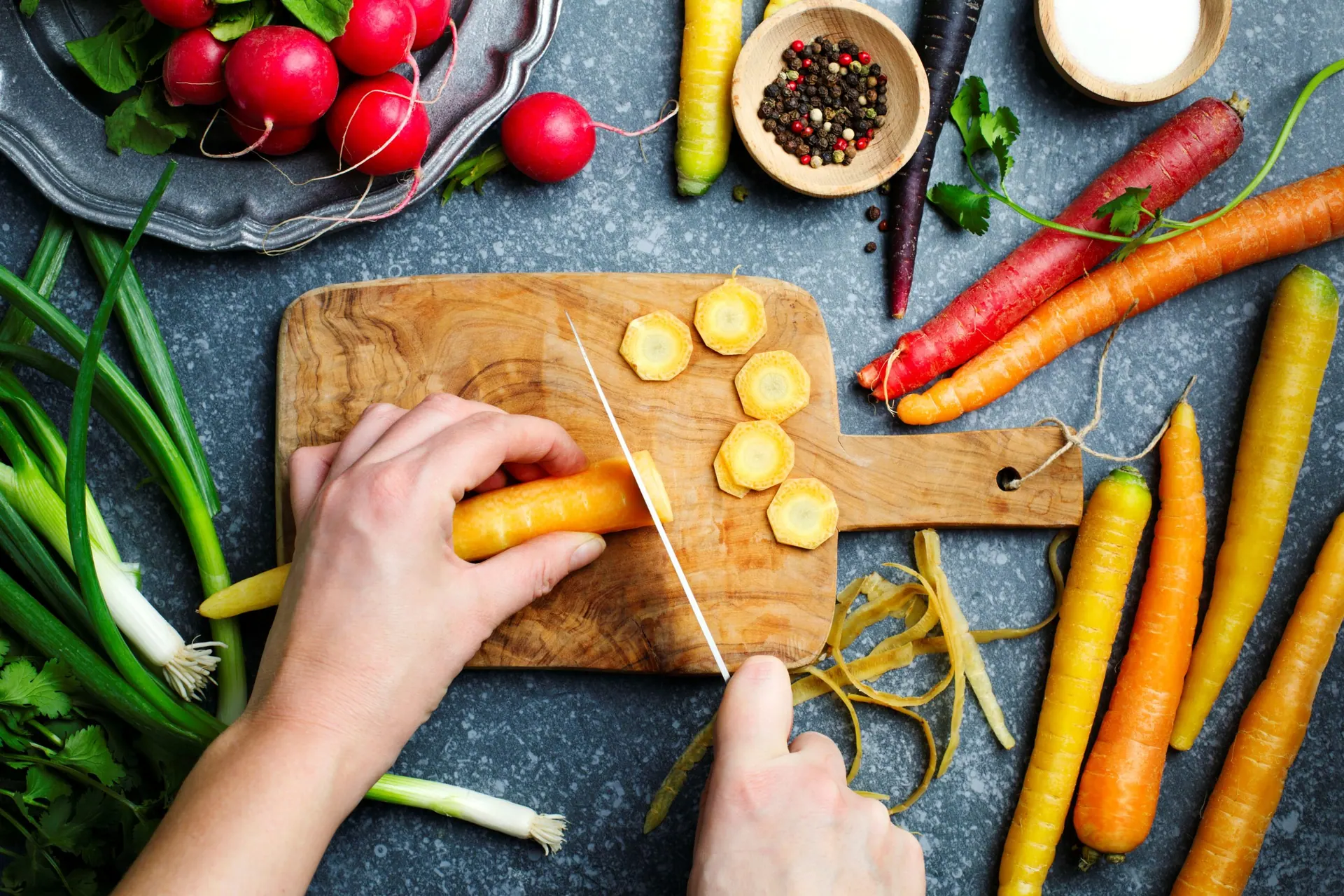 slicing vegetable